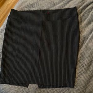 NWT torrid miniskirt pinstriped